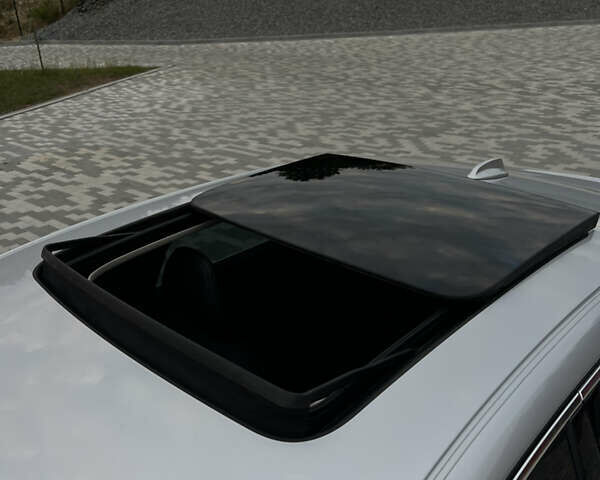 Сірий Вольво S90, об'ємом двигуна 2 л та пробігом 148 тис. км за 18999 $, фото 22 на Automoto.ua