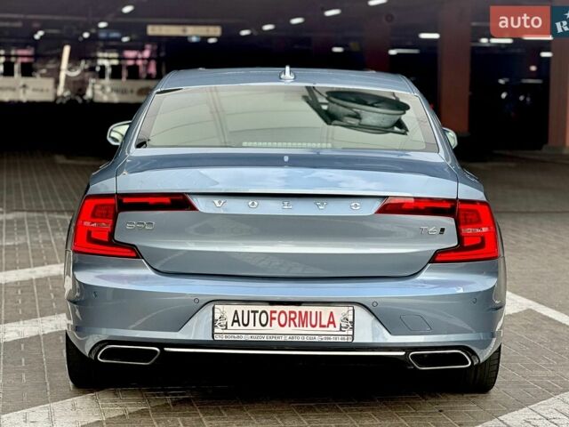 Сірий Вольво S90, об'ємом двигуна 1.97 л та пробігом 111 тис. км за 21990 $, фото 8 на Automoto.ua