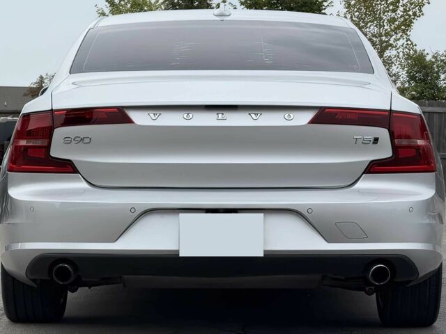 Сірий Вольво S90, об'ємом двигуна 2 л та пробігом 42 тис. км за 9800 $, фото 4 на Automoto.ua