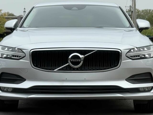 Сірий Вольво S90, об'ємом двигуна 2 л та пробігом 42 тис. км за 9800 $, фото 1 на Automoto.ua