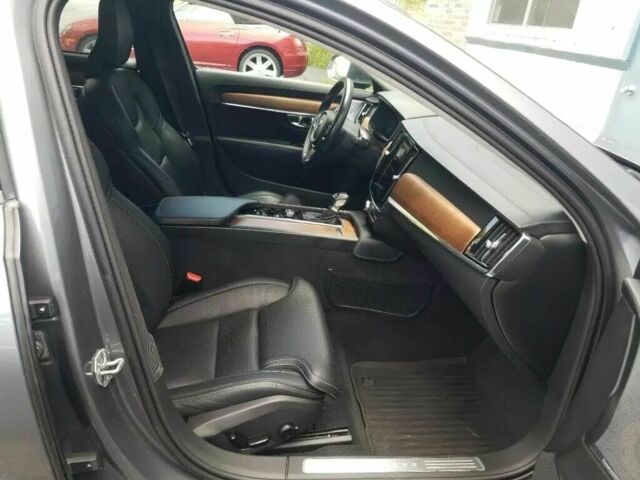Сірий Вольво S90, об'ємом двигуна 2 л та пробігом 35 тис. км за 16800 $, фото 8 на Automoto.ua