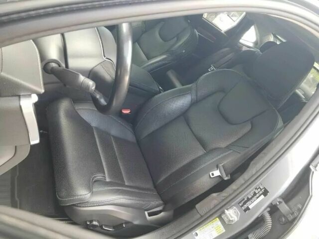 Сірий Вольво S90, об'ємом двигуна 2 л та пробігом 35 тис. км за 16800 $, фото 7 на Automoto.ua