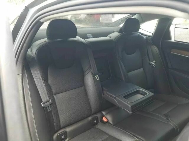 Сірий Вольво S90, об'ємом двигуна 2 л та пробігом 35 тис. км за 16800 $, фото 17 на Automoto.ua