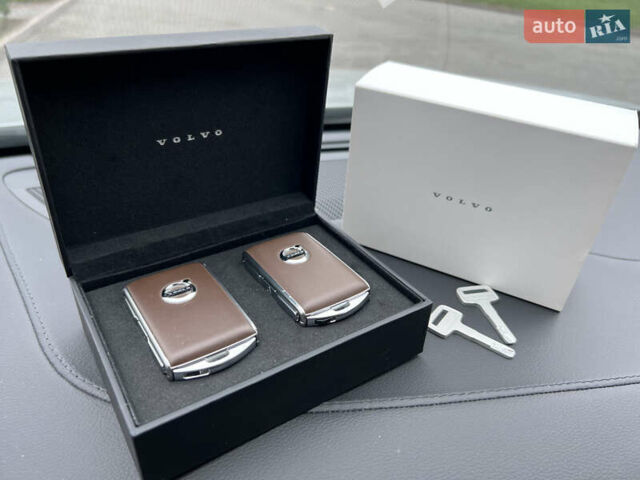 Серый Вольво С90, объемом двигателя 1.97 л и пробегом 48 тыс. км за 40000 $, фото 19 на Automoto.ua