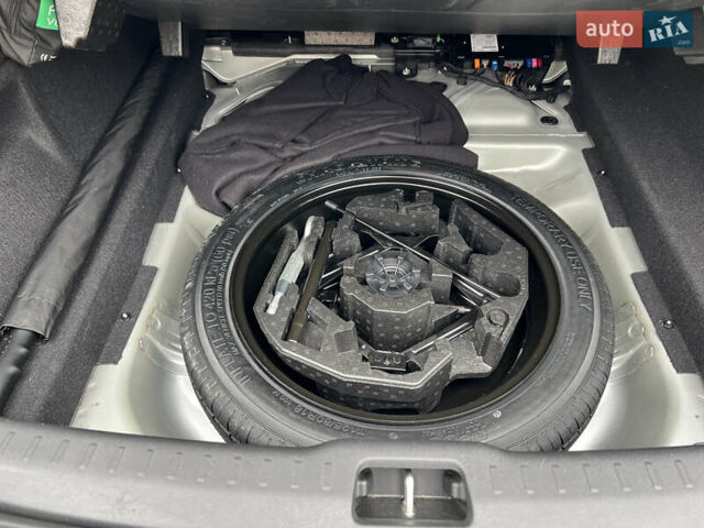 Серый Вольво С90, объемом двигателя 1.97 л и пробегом 48 тыс. км за 40000 $, фото 9 на Automoto.ua