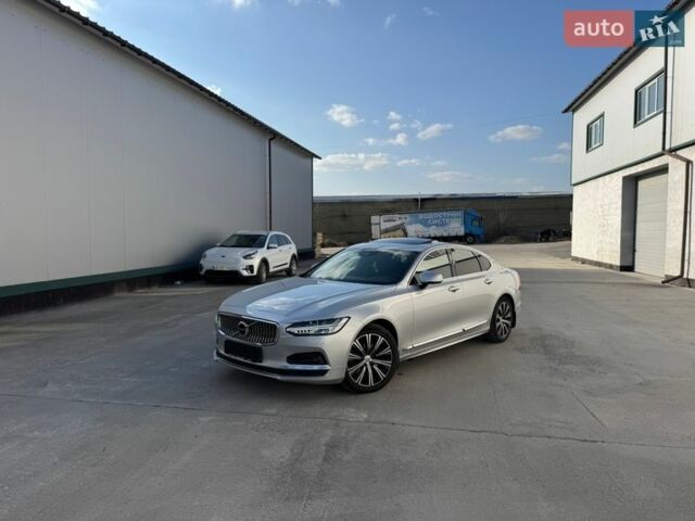 Серый Вольво С90, объемом двигателя 1.97 л и пробегом 170 тыс. км за 38999 $, фото 5 на Automoto.ua