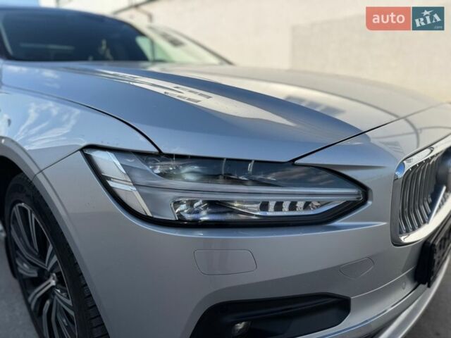 Серый Вольво С90, объемом двигателя 1.97 л и пробегом 170 тыс. км за 38999 $, фото 26 на Automoto.ua