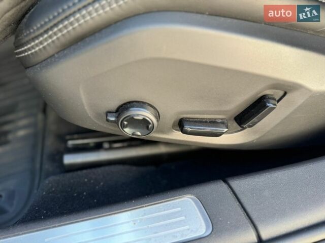 Серый Вольво С90, объемом двигателя 1.97 л и пробегом 170 тыс. км за 38999 $, фото 39 на Automoto.ua