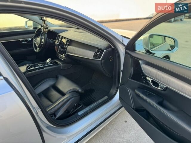 Серый Вольво С90, объемом двигателя 1.97 л и пробегом 170 тыс. км за 38999 $, фото 52 на Automoto.ua