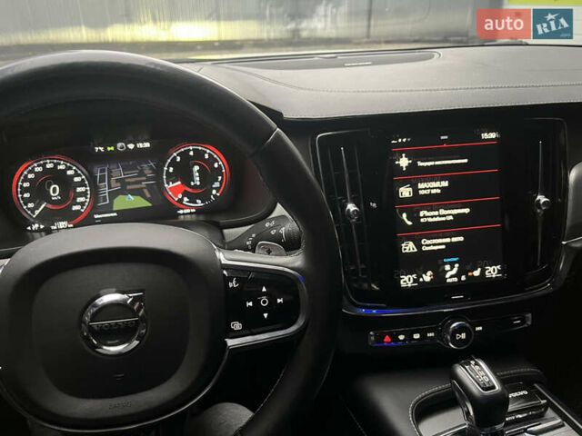 Серый Вольво С90, объемом двигателя 1.97 л и пробегом 114 тыс. км за 28500 $, фото 51 на Automoto.ua