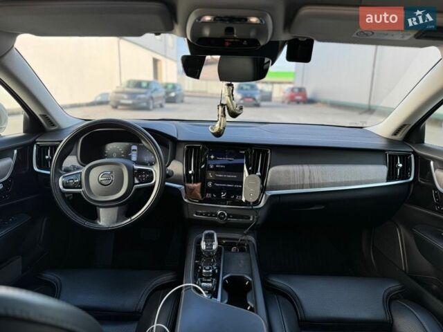 Серый Вольво С90, объемом двигателя 1.97 л и пробегом 170 тыс. км за 38999 $, фото 45 на Automoto.ua