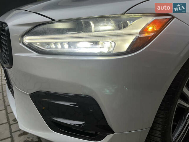 Серый Вольво С90, объемом двигателя 1.97 л и пробегом 114 тыс. км за 28500 $, фото 74 на Automoto.ua