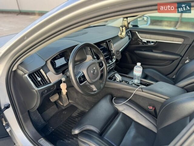 Серый Вольво С90, объемом двигателя 1.97 л и пробегом 170 тыс. км за 38999 $, фото 30 на Automoto.ua