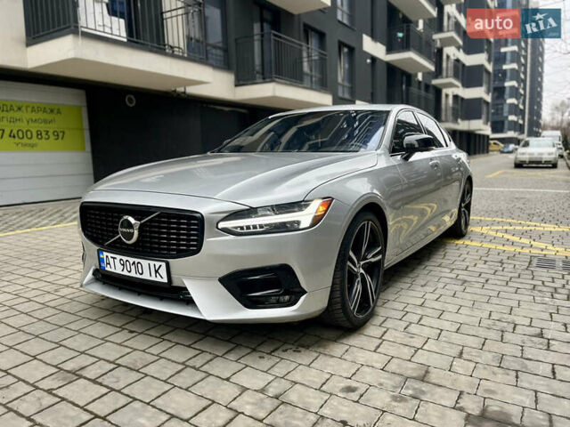 Серый Вольво С90, объемом двигателя 1.97 л и пробегом 114 тыс. км за 28500 $, фото 4 на Automoto.ua