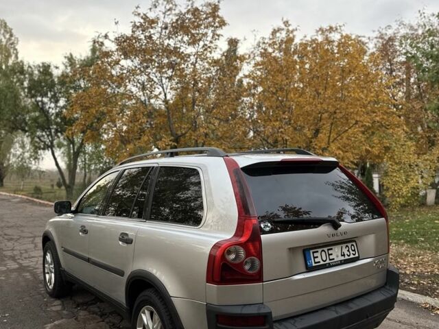 Сірий Вольво S90, об'ємом двигуна 2.4 л та пробігом 292 тис. км за 5999 $, фото 2 на Automoto.ua