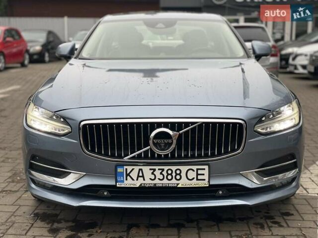 Синий Вольво С90, объемом двигателя 1.97 л и пробегом 186 тыс. км за 25000 $, фото 1 на Automoto.ua