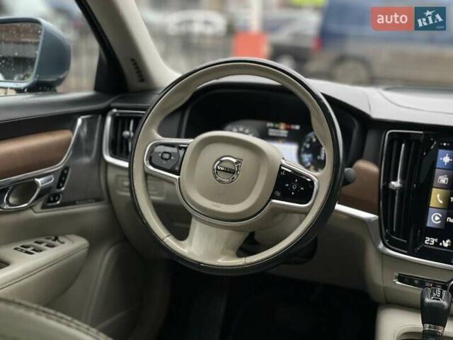 Синий Вольво С90, объемом двигателя 1.97 л и пробегом 186 тыс. км за 25000 $, фото 14 на Automoto.ua