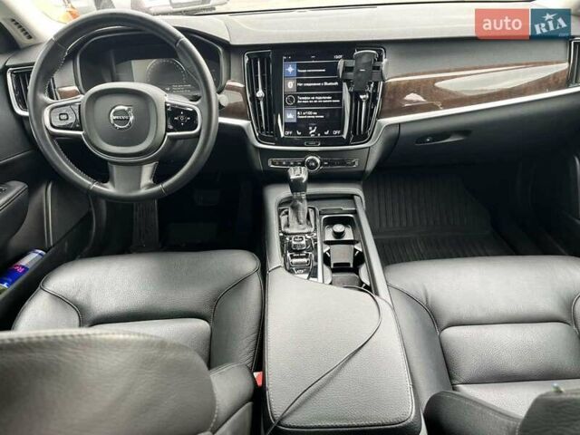 Синий Вольво С90, объемом двигателя 1.97 л и пробегом 116 тыс. км за 22948 $, фото 4 на Automoto.ua