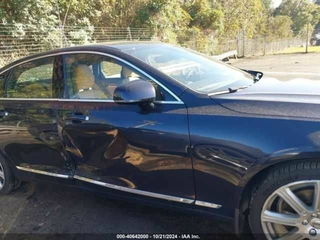Синий Вольво С90, объемом двигателя 2 л и пробегом 35 тыс. км за 5000 $, фото 5 на Automoto.ua
