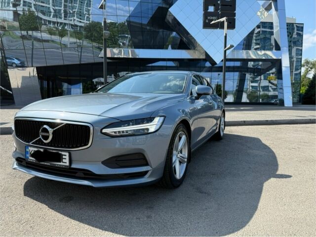 Синій Вольво S90, об'ємом двигуна 2 л та пробігом 105 тис. км за 25000 $, фото 4 на Automoto.ua