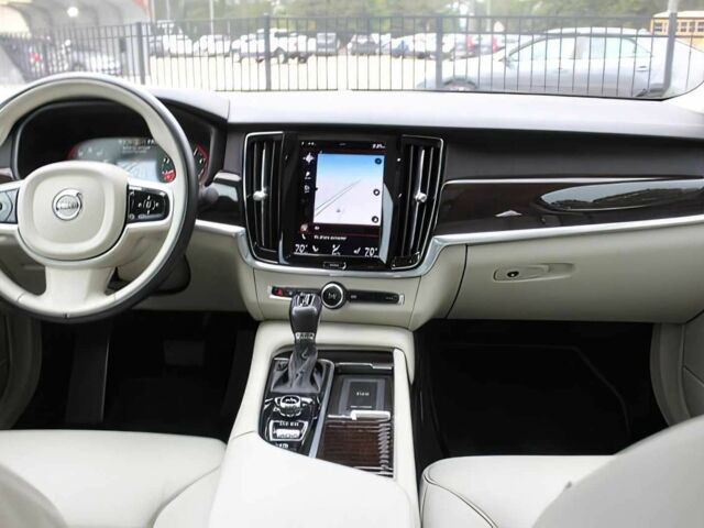 Синій Вольво S90, об'ємом двигуна 2 л та пробігом 36 тис. км за 11500 $, фото 9 на Automoto.ua
