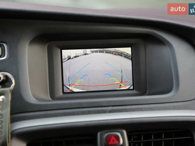 Белый Вольво В40, объемом двигателя 1.56 л и пробегом 144 тыс. км за 11900 $, фото 17 на Automoto.ua