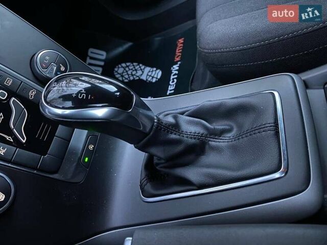 Белый Вольво В40, объемом двигателя 1.6 л и пробегом 139 тыс. км за 12700 $, фото 21 на Automoto.ua