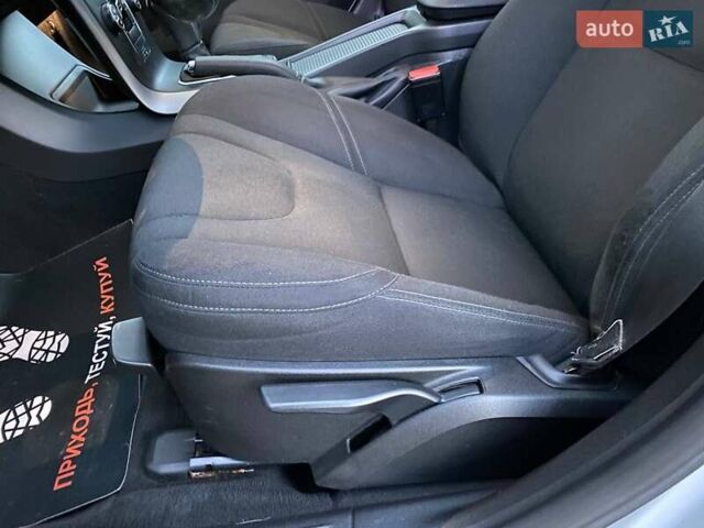 Белый Вольво В40, объемом двигателя 1.6 л и пробегом 139 тыс. км за 12700 $, фото 14 на Automoto.ua