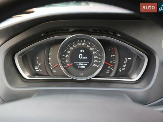 Белый Вольво В40, объемом двигателя 1.56 л и пробегом 144 тыс. км за 11900 $, фото 16 на Automoto.ua