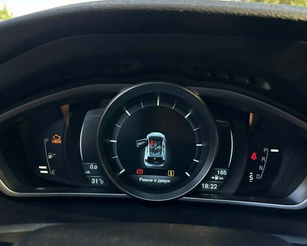 Білий Вольво V40, об'ємом двигуна 1.98 л та пробігом 317 тис. км за 12750 $, фото 11 на Automoto.ua