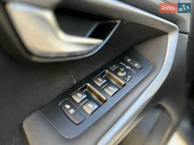 Белый Вольво В40, объемом двигателя 2 л и пробегом 316 тыс. км за 13399 $, фото 37 на Automoto.ua