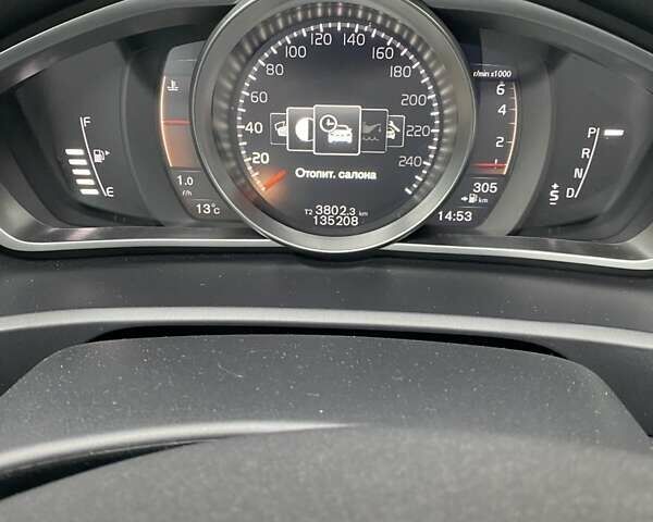 Вольво В40 2019 в Киеве на Automoto.ua Белый Вольво В40, объемом двигателя 1.5 л и пробегом 135 тыс. км за 18700 $, фото 12 на Automoto.ua