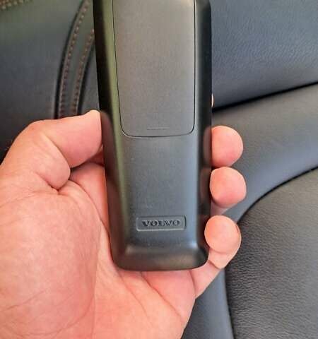 Белый Вольво В40, объемом двигателя 1.97 л и пробегом 173 тыс. км за 17500 $, фото 15 на Automoto.ua