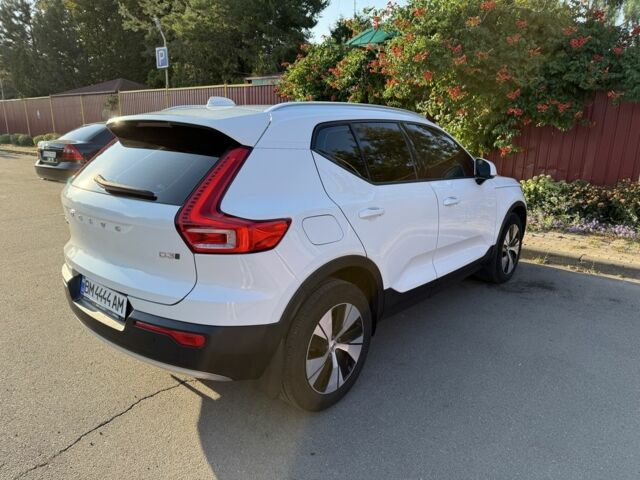 Белый Вольво В40, объемом двигателя 2 л и пробегом 109 тыс. км за 33900 $, фото 3 на Automoto.ua