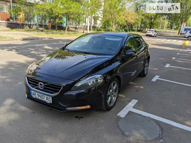 Чорний Вольво V40, об'ємом двигуна 2 л та пробігом 257 тис. км за 9299 $, фото 8 на Automoto.ua