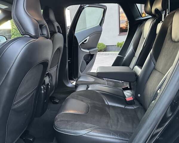 Чорний Вольво V40, об'ємом двигуна 1.56 л та пробігом 223 тис. км за 11350 $, фото 12 на Automoto.ua