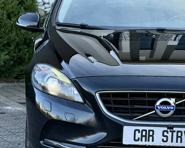 Чорний Вольво V40, об'ємом двигуна 1.6 л та пробігом 212 тис. км за 10999 $, фото 9 на Automoto.ua