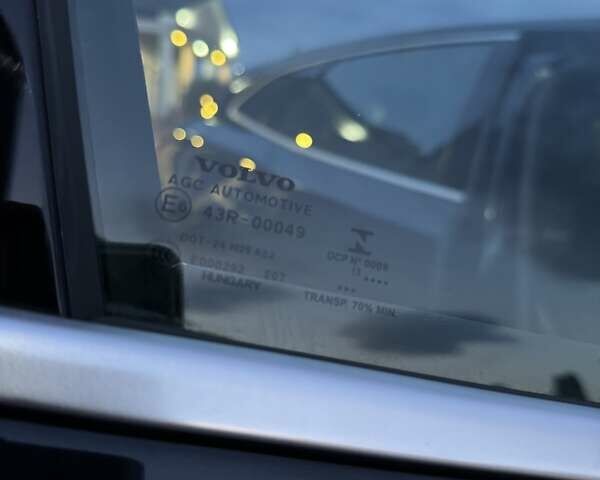 Черный Вольво В40, объемом двигателя 1.56 л и пробегом 223 тыс. км за 11999 $, фото 56 на Automoto.ua