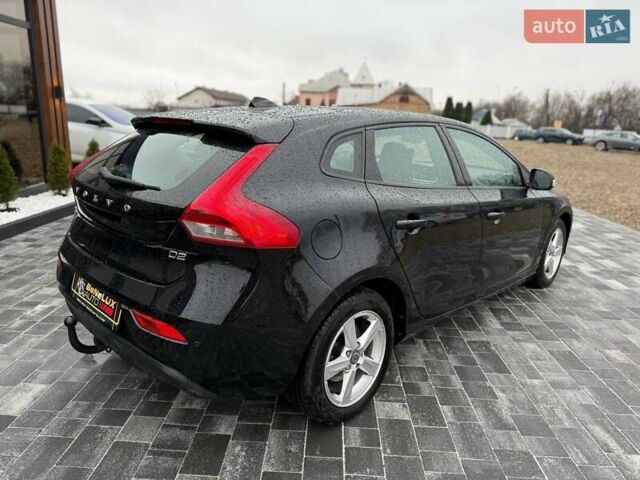 Чорний Вольво V40, об'ємом двигуна 1.56 л та пробігом 207 тис. км за 10599 $, фото 7 на Automoto.ua