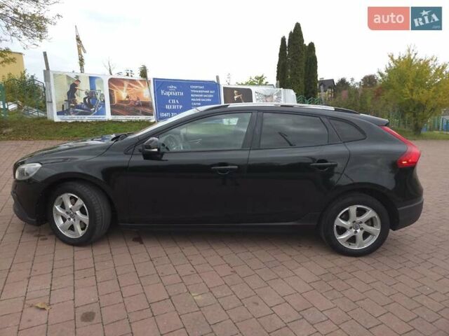 Черный Вольво В40, объемом двигателя 1.56 л и пробегом 148 тыс. км за 8600 $, фото 2 на Automoto.ua