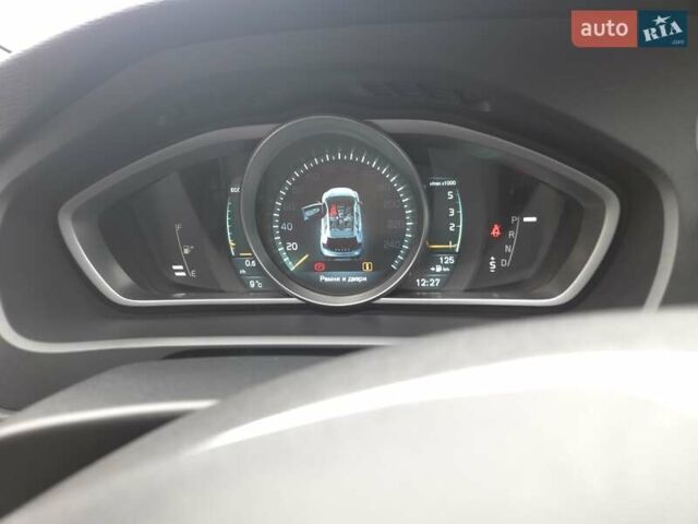 Черный Вольво В40, объемом двигателя 1.56 л и пробегом 148 тыс. км за 8600 $, фото 26 на Automoto.ua