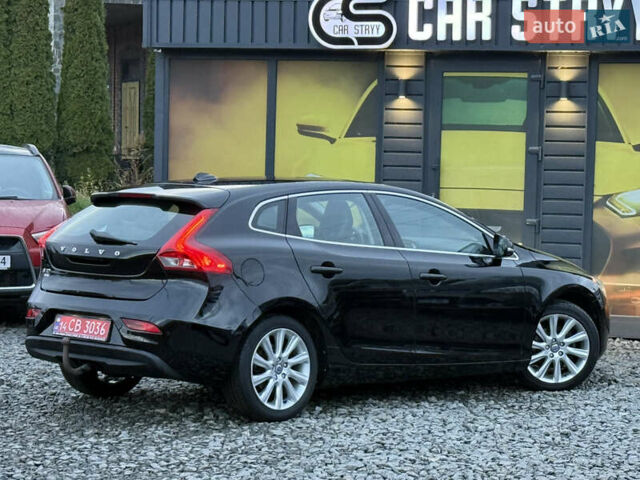 Черный Вольво В40, объемом двигателя 1.6 л и пробегом 212 тыс. км за 11600 $, фото 22 на Automoto.ua