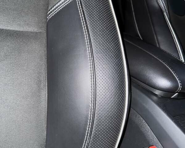 Черный Вольво В40, объемом двигателя 1.56 л и пробегом 223 тыс. км за 11999 $, фото 88 на Automoto.ua