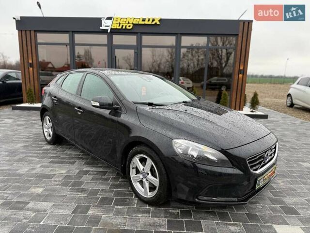 Чорний Вольво V40, об'ємом двигуна 1.56 л та пробігом 207 тис. км за 10599 $, фото 9 на Automoto.ua