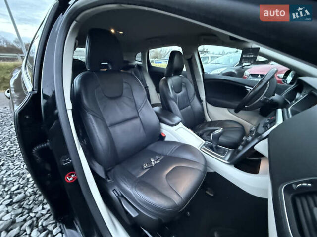 Черный Вольво В40, объемом двигателя 1.6 л и пробегом 212 тыс. км за 11600 $, фото 27 на Automoto.ua