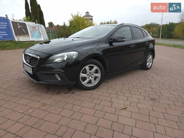 Черный Вольво В40, объемом двигателя 1.56 л и пробегом 148 тыс. км за 8600 $, фото 1 на Automoto.ua