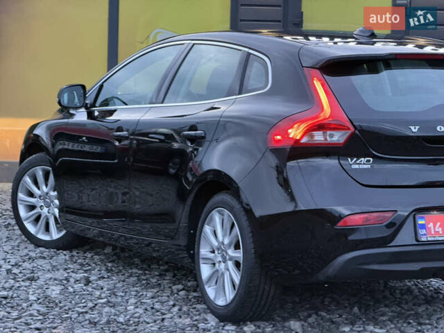 Черный Вольво В40, объемом двигателя 1.6 л и пробегом 212 тыс. км за 11600 $, фото 18 на Automoto.ua