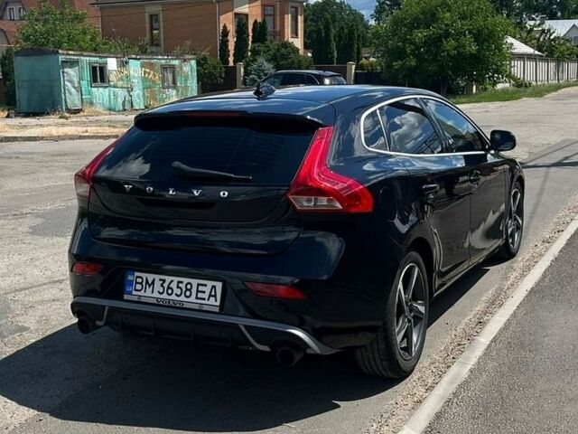 Чорний Вольво V40, об'ємом двигуна 1.56 л та пробігом 331 тис. км за 11000 $, фото 27 на Automoto.ua