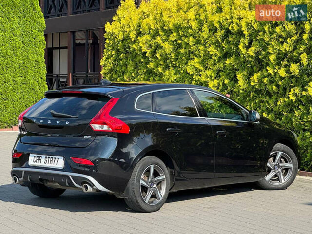 Чорний Вольво V40, об'ємом двигуна 1.97 л та пробігом 205 тис. км за 10999 $, фото 23 на Automoto.ua