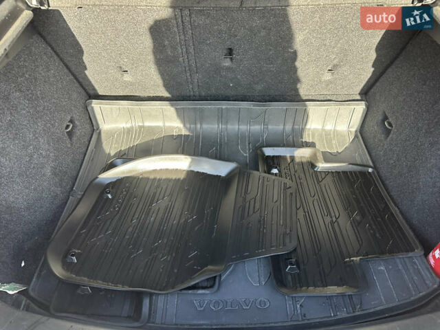 Чорний Вольво V40, об'ємом двигуна 1.97 л та пробігом 228 тис. км за 11500 $, фото 10 на Automoto.ua
